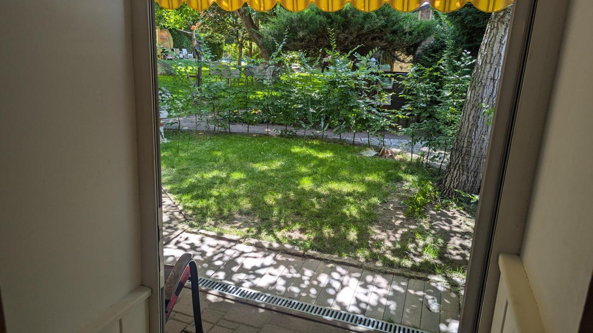 Hotel Fuenf Linden à Straupitz Extérieur photo